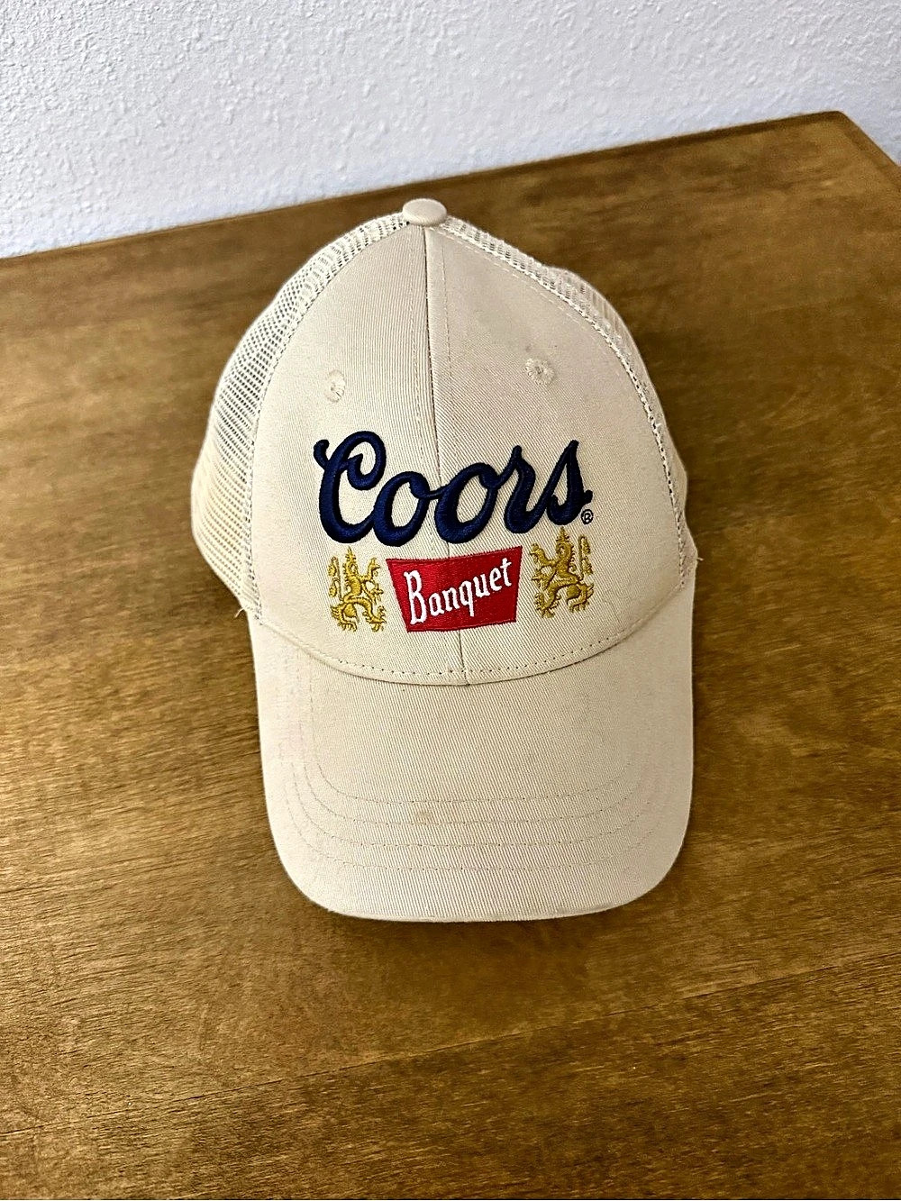 Coors Banquet Classic Logo Mesh Trucker Hat in Cream